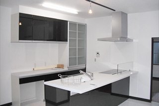 事例2：約築30年の鉄筋コンクリート造のリフォーム