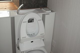 【完成】タンク内蔵で手洗いと収納が付いた節水トイレに交換しました。