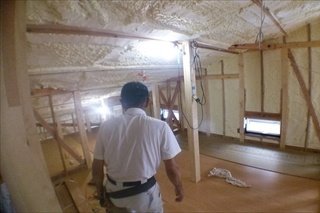 屋根裏収納施工